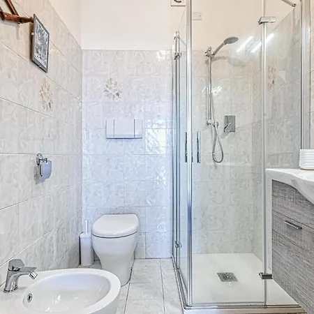 Beautiful In With House Sea View
