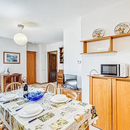 Beautiful Apartment In Recco With House Sea View * Recco