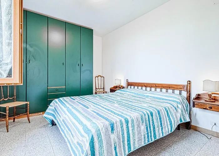 Amazing In With Kitchen